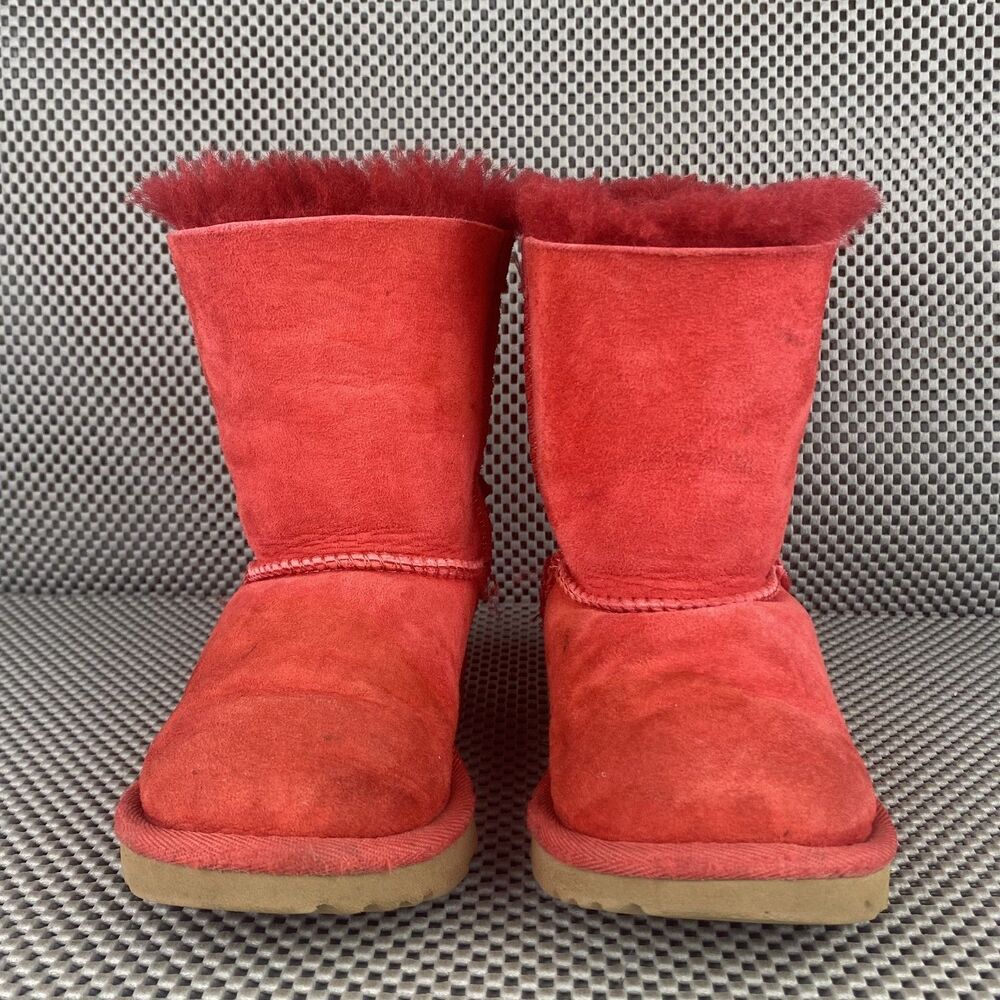 Ugg Australia Bailey Bow Boots Girls Size 11 Red Sheepskin Slip on Boots